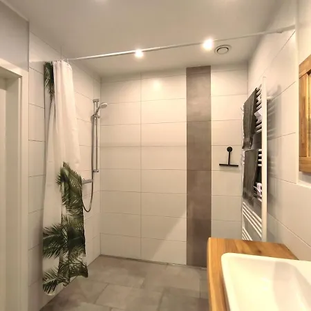 Ferienwohnung Thiessen Hof Mit Schwimmbad, Sauna Und Hot Tub Farma
