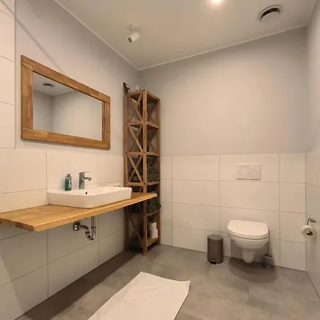 Ferienwohnung Thiessen Hof Mit Schwimmbad, Sauna Und Hot Tub * Dellstedt